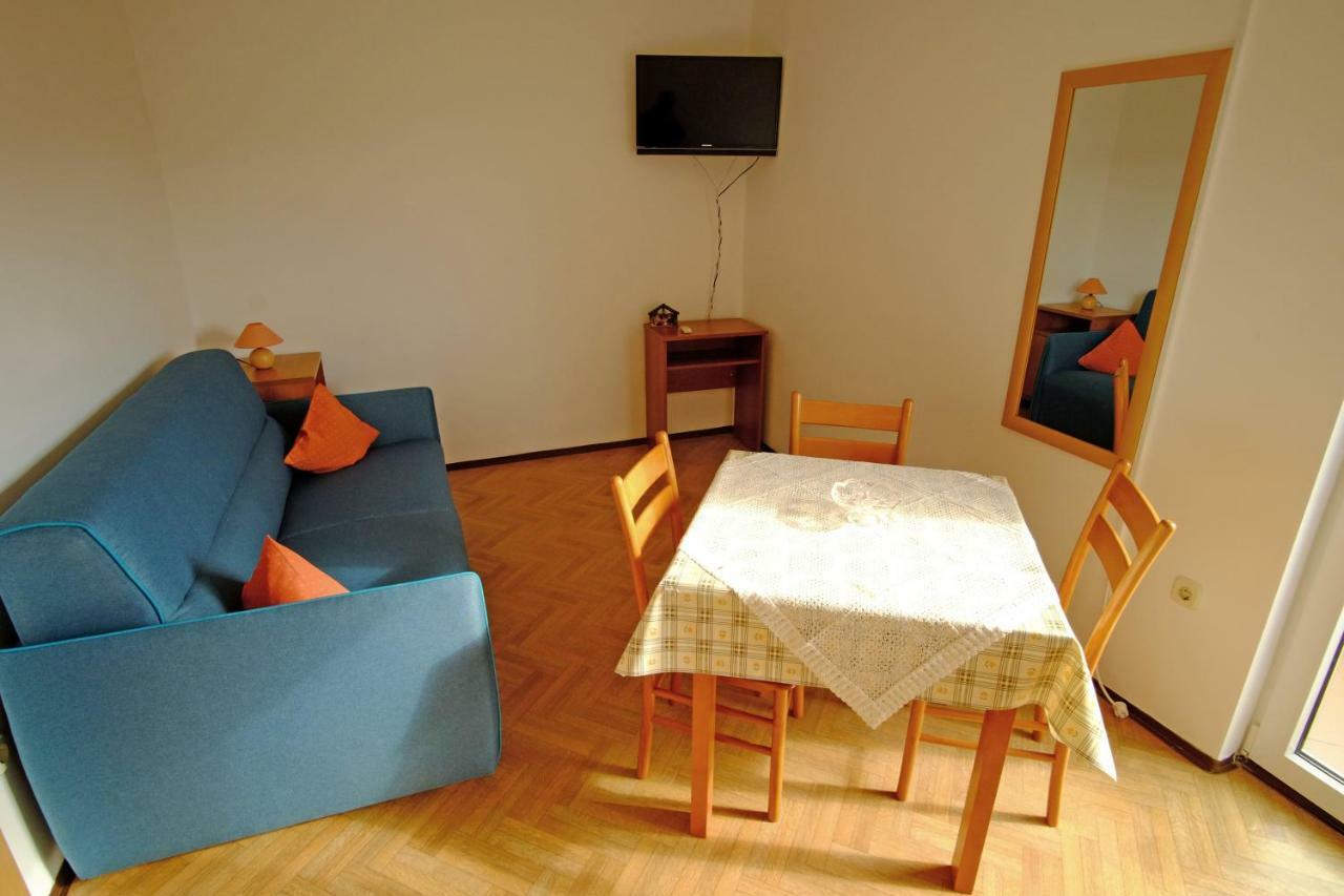 Apartmani Stipe Zara Esterno foto