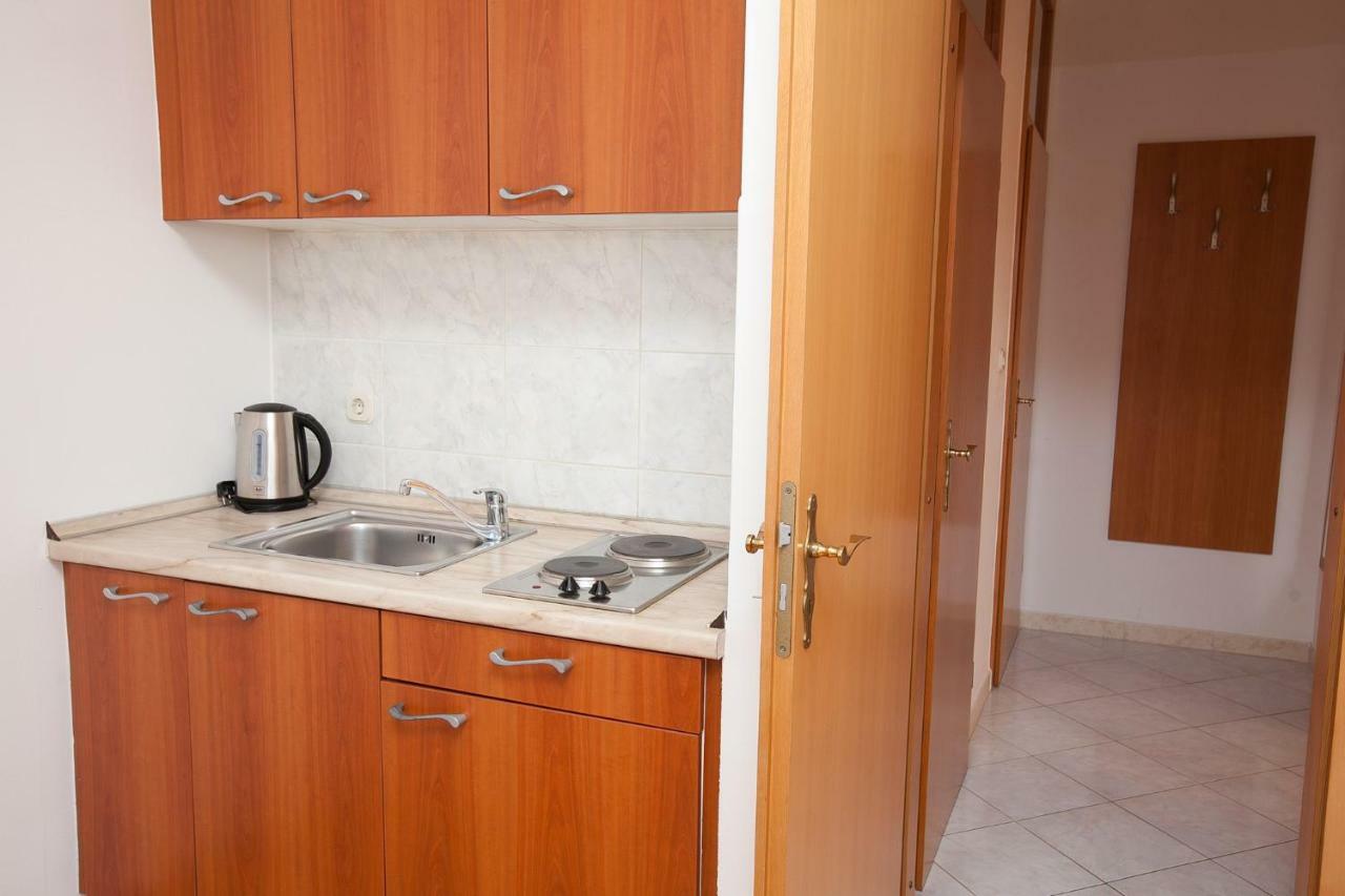 Apartmani Stipe Zara Esterno foto