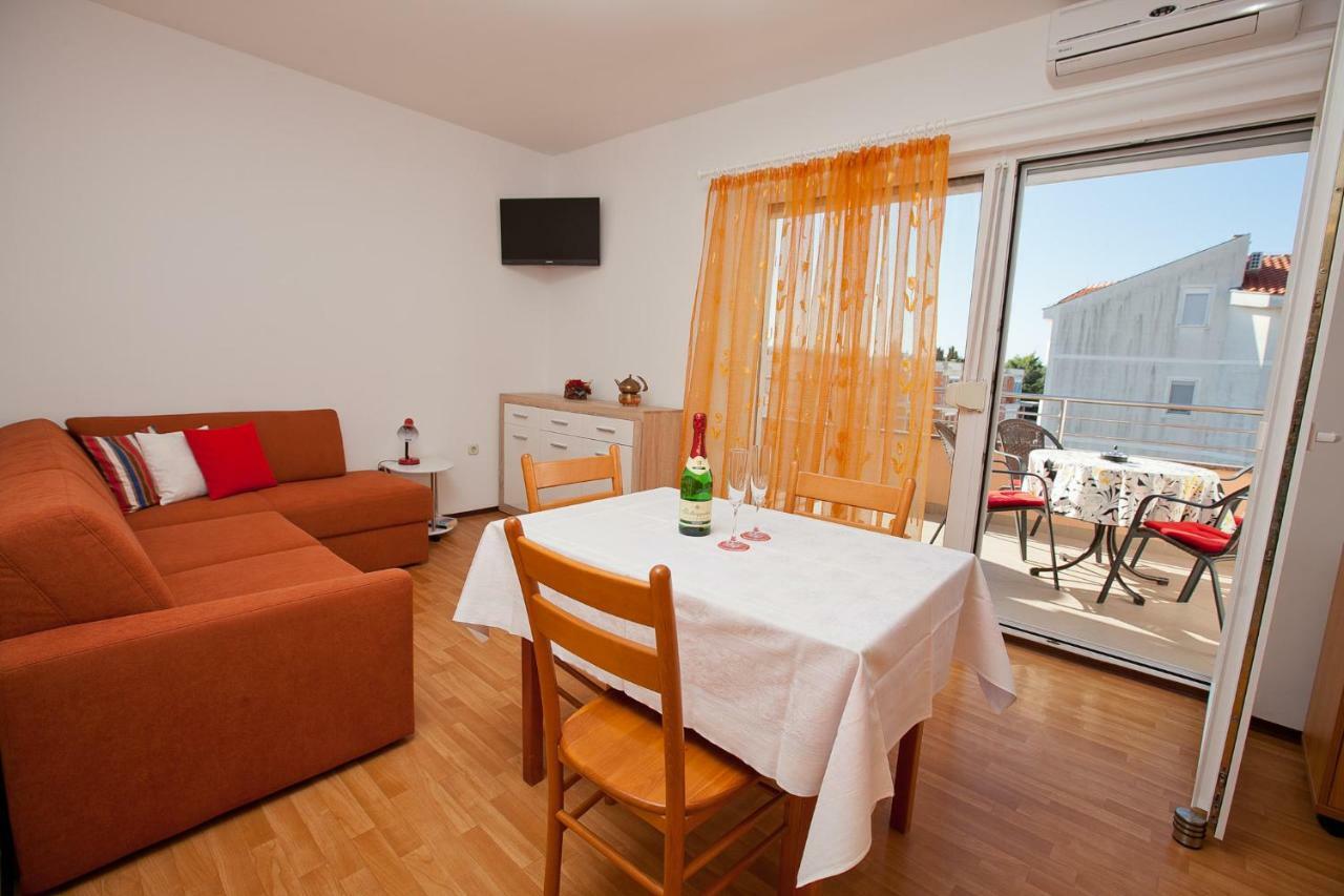 Apartmani Stipe Zara Esterno foto