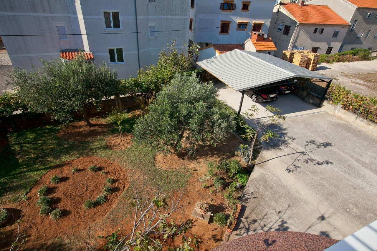 Apartmani Stipe Zara Esterno foto